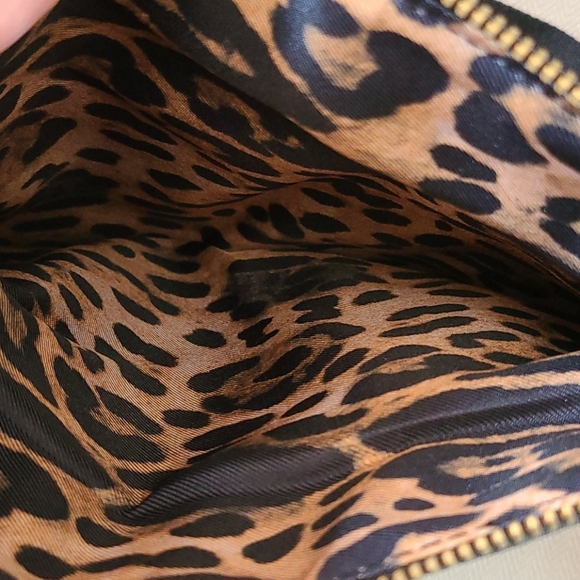 NWT Victoria's Secret Black Leopard Crossbody Bag - Picture 4 of 5